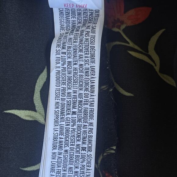 Forever 21 Romper Womens Small Floral Lace Trim Adjustable Straps Pajama - Picture 8 of 10